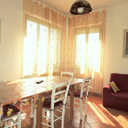 Mare Blu 2 Holiday home Civitanova Marche