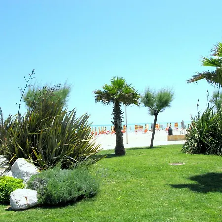 Mare Blu 2 Holiday home Civitanova Marche